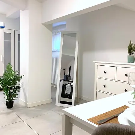 The Hidden Studio; Comfy & Close To The *