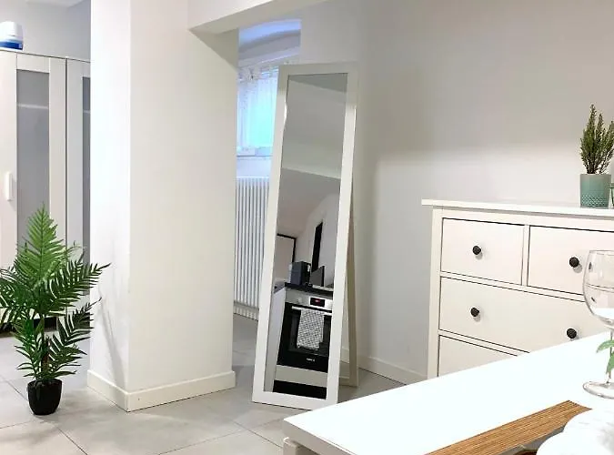 The Hidden Studio; Comfy & Close To The *